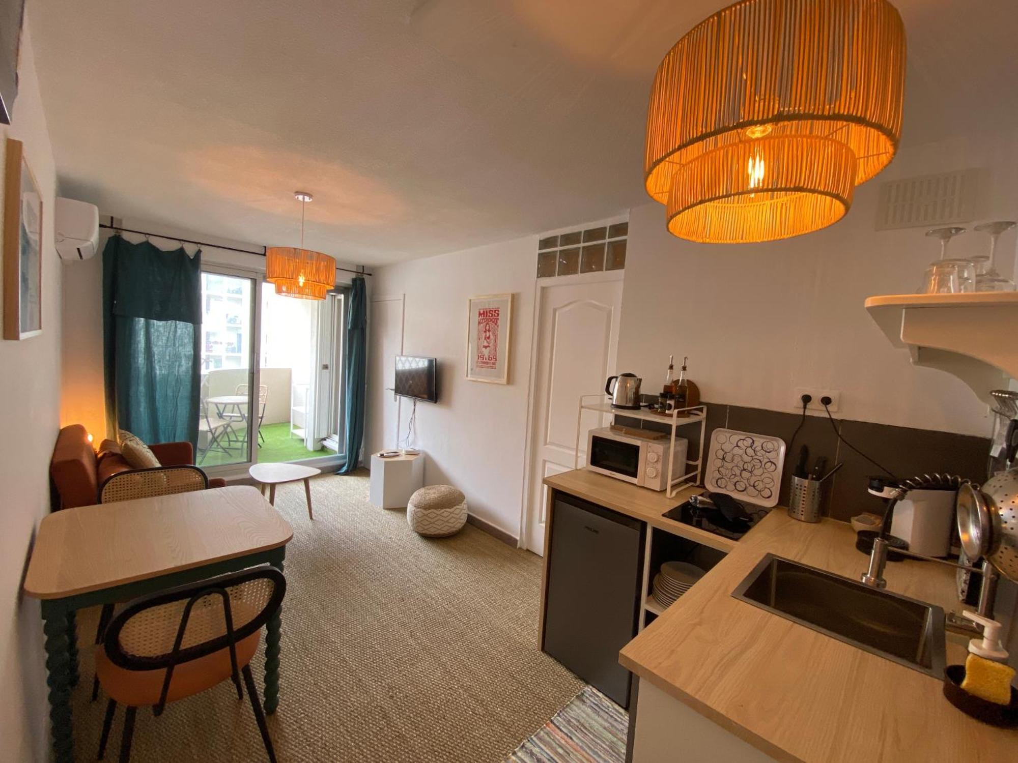Superbe T2 Cote Gare Parking Clim Wifi Terrasse ! Apartman Sète Kültér fotó
